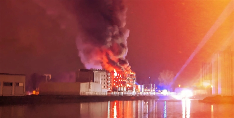 Lire la suite à propos de l’article Smoke on the water